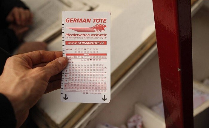 Wettscheine für Pferdewetten auf der Rennbahn